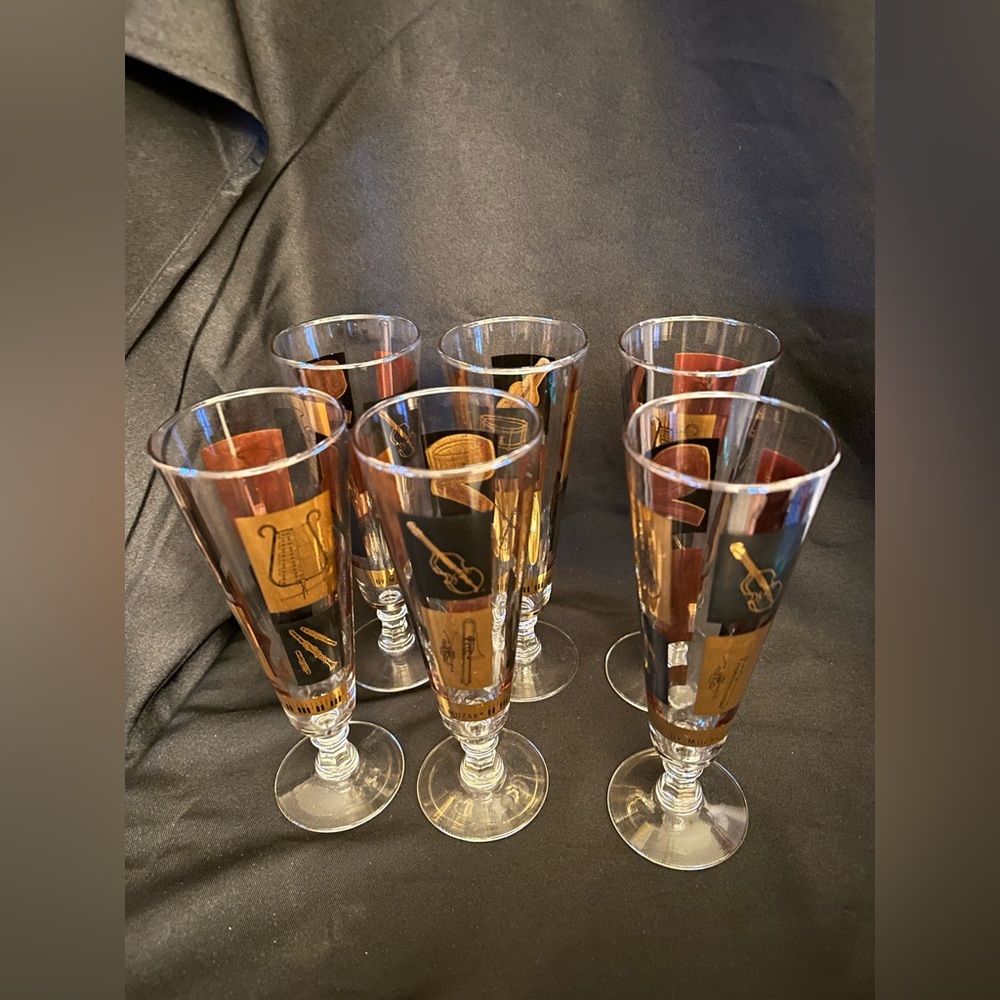 Vintage Music by Muzak Pilsner Beer Glasses set of (6)